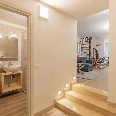 Crosina By Interhome Arco