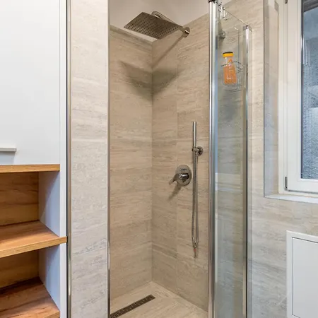 Crosina By Interhome * Arco