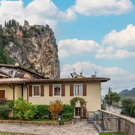Crosina By Interhome Arco